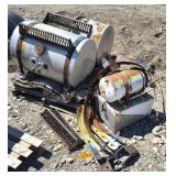 2 Semi Fuel Tanks, Steps, Air Tank, Battery Box