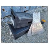 Car Ramps/ Diamond Plate Mud Flaps
