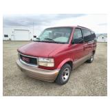* 2000 GMC Safari Van
