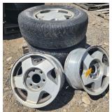 4 Aluminum Rims w/ 2 Tires