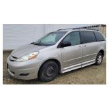 2009 Toyota Sienna Wheelchair Access Van