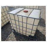 250 Gallon Tote in Cage