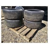 Set of 4-- 315/35ZR20 Tires