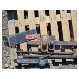 Trailer Stabilizer Hitches with Extras