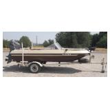 1981-15 ft. Tri-Hull Fiberglass Boat w/ Trailer 1981-15 ft. Tri-Hull Fiberglass Boat w/ Trailer