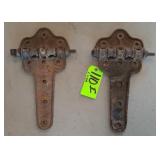 2 Vintage Hinges 2 Vintage Hinges
