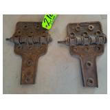 2 Vintage Hinges 2 Vintage Hinges
