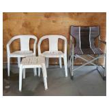 2 White Chairs w/ Table, Camp Chair 2 White Chairs w/ Table, Camp Chair