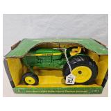 John Deere 2440 Utility Tractor