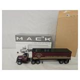 Mack R (Ray Meyer Fossils) Truck with 35