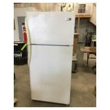 18.2 Cubic Ft Frigidaire Refrigerator