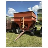 J&M 350 Gravity Wagon
