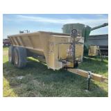 Kuhn Knight 8118 Pro-Twin Slinger Manure Spreader
