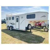 2000 Titan Renegade Livestock Horse Trailer