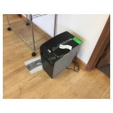 Fellows paper shredder Fellows paper shredder