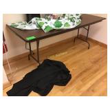 Wood folding table and skirt Wood folding table and skirt