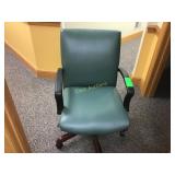 Quaker Furniture Green Leather/Wood Office Chair