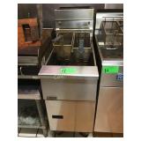 Pitco fryer with baskets