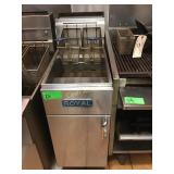 Royal fryer hardly used 6 months
