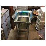 New eagle sink with side splash guard, sink bowl