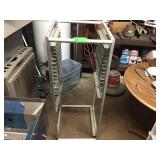 Tray rack no wheels missing side/