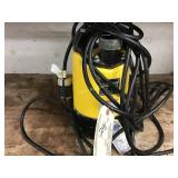 Wacker Newson pump with plug end