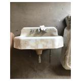 Porcelain wall mount sink