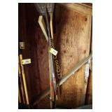 Lot of 5 roof shovels