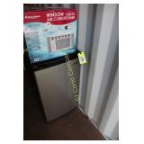 Magic chef dorm refrigerator