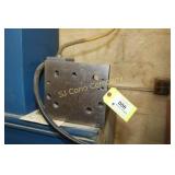 CAST IRON KNEE   9" X 8.5" X 8.5"