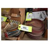 LOT OF POLISHING DISCS