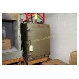 INDUSTRIAL OVEN (INSIDE DEMINESIONS 19" X 22" X