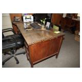 ANTIQUE QUARTERSAWN OAK DESK AND CHAIR