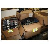 Lot of Wayfarer toiletry bags