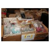 Lot:  Assorted beads and plastic stones
