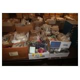 Lot:  Assorted beads and plastic stones