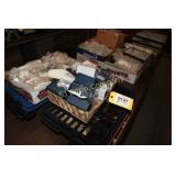 Lot:  Assorted tie clips and money clips