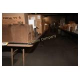 Tables w/folding legs