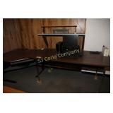 Lot:  Corner desk and table