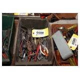 Lot:  Pliers