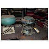 Lot:  2 Raytech vibrating machines -