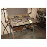 Four-pan soldering rotary table