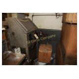 Trimco dry blasting machine w/medium and gloves