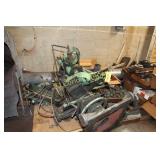 Acme   parts feeder machine (condition unknown)