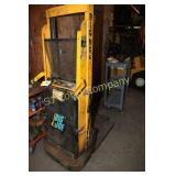 Big Joe (1018-R5)  electric die table - 1000 lbs.