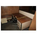 Contents of cubicle - no paperwork