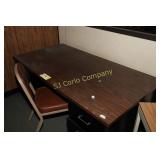 Contents of cubicle - no paperwork