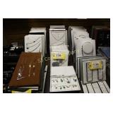 Lot:  Assorted jewelry