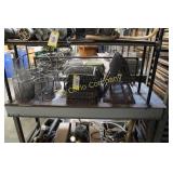 Lot:  Screens, baskets