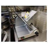 Semi-automatic meat slicer Model SKY689
